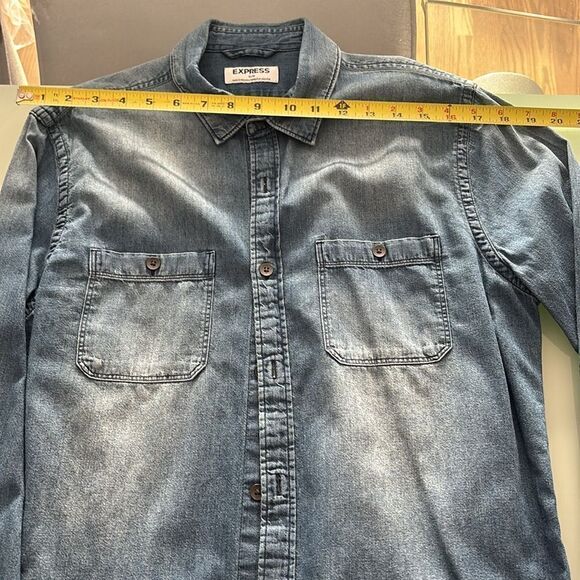 Express medium denim button down shirt two packets upfront 100% cotton - Picture 4 of 8